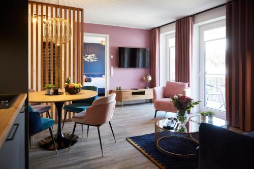 Imagen de la habitación del Neuer&ouml;ffnung 2024 Grand Hotel Nautimar. Foto 17