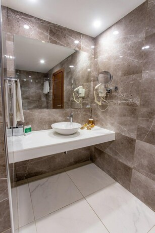 Imagen general del Nevali Hotel. Foto 4