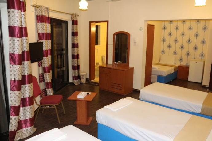 Imagen general del New Avon Hotel. Foto 1