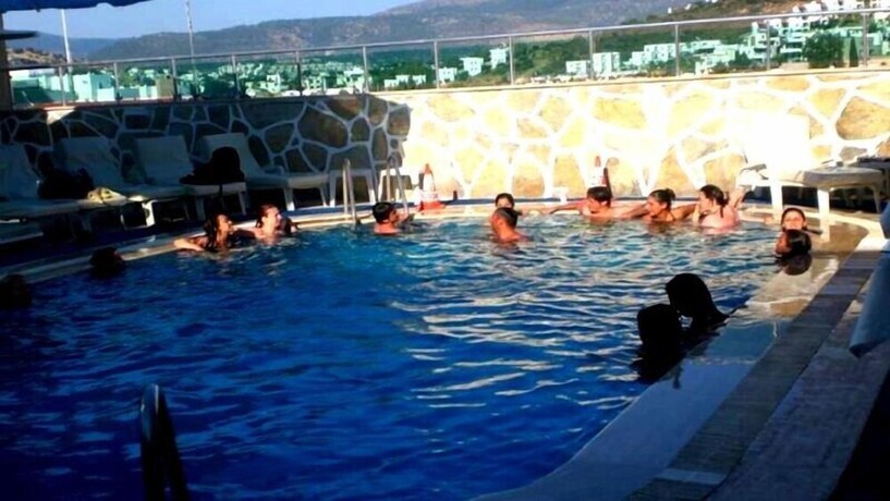 Imagen de la piscina del New Bodrum Hotel. Foto 9