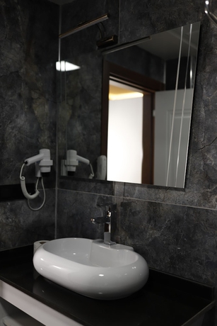 Imagen de la habitación del New Konak Hotel. Foto 13