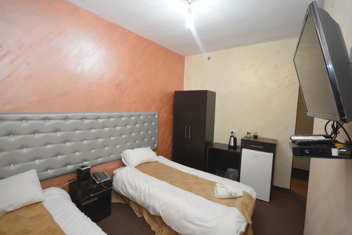 Imagen de la habitación del New Metropole Hotel. Foto 5