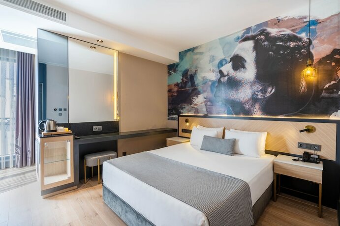 Imagen general del Ni Hotel Lara. Foto 4