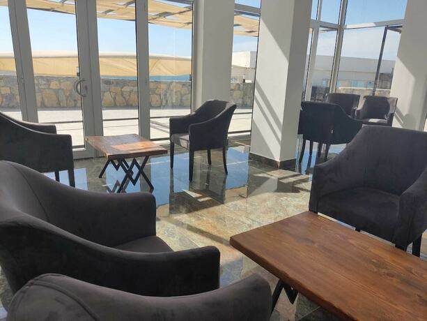 Imagen general del Ni Marin Hotel. Foto 7