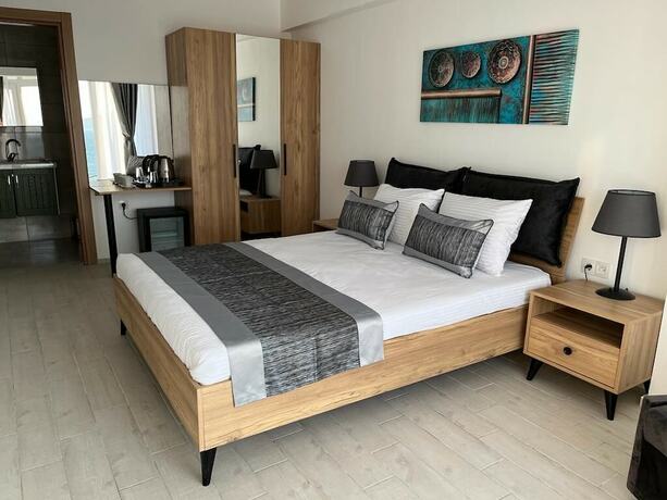Imagen de la habitación del Ni Marin Hotel, G&uuml;ll&uuml;k. Foto 18