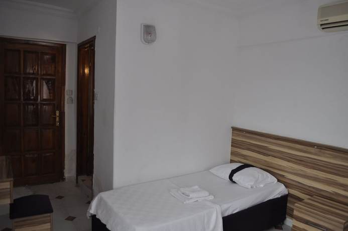 Imagen de la habitación del Nicholas Garden Hotel. Foto 3
