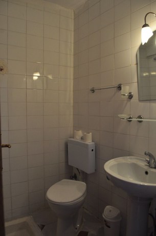 Imagen de la habitación del Nicholas Garden Hotel. Foto 15