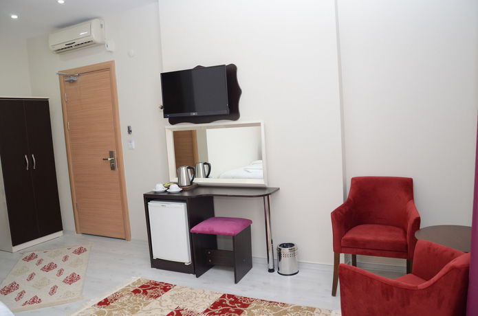 Imagen de la habitación del Niconya Port Suiteandhotel. Foto 9