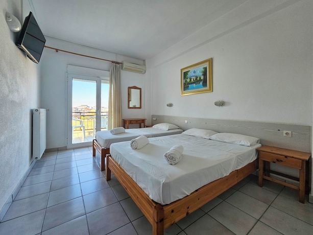Imagen de la habitación del Niki Hotel Paralia. Foto 8