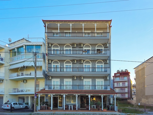 Imagen general del Niki Hotel Paralia. Foto 3