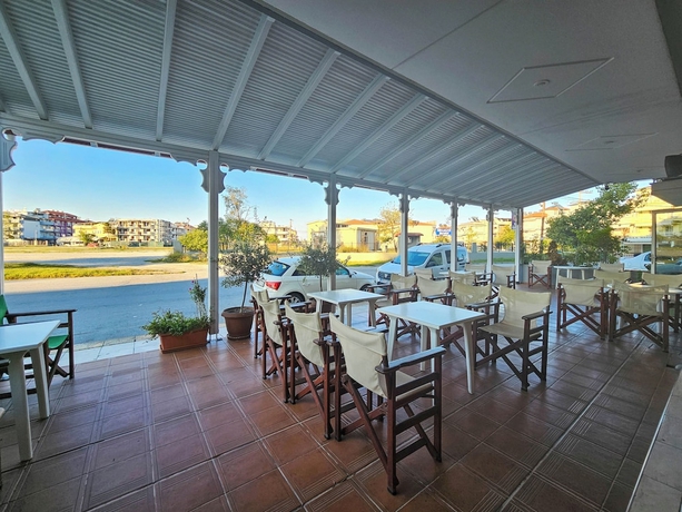 Imagen general del Niki Hotel Paralia. Foto 4