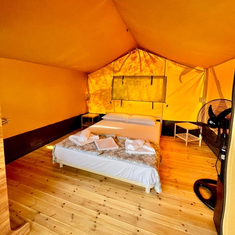 Imagen de la habitación del Nirikos Camping. Foto 7