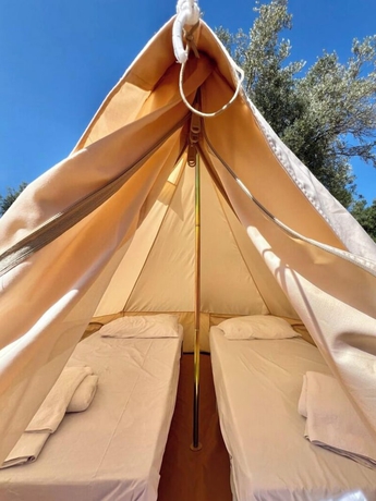 Imagen de la habitación del Nirikos Camping. Foto 11