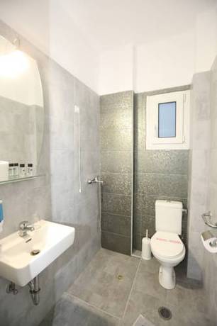 Imagen de la habitación del Nisaki Hotel. Foto 4