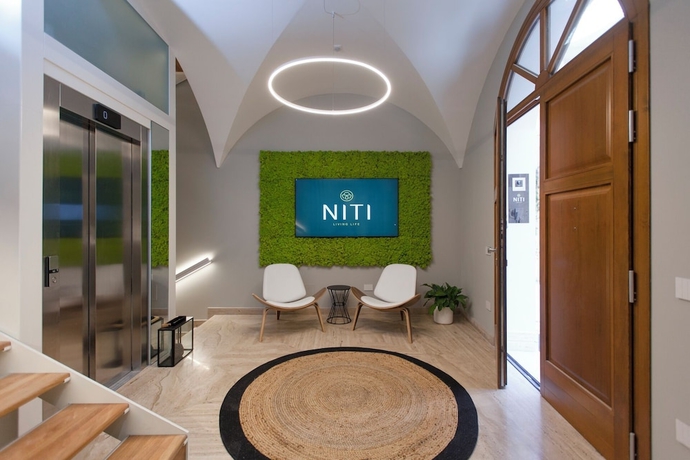 Imagen de los interiores del Niti Palace. Foto 14