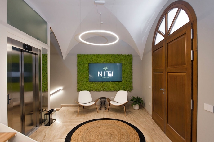 Imagen de los interiores del Niti Palace. Foto 15