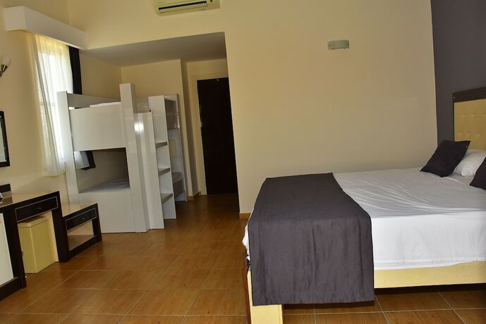Imagen de la habitación del Nora Suit Hotel. Foto 16