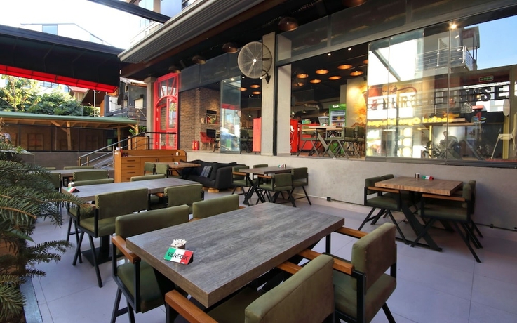 Imagen del bar/restaurante del North Beach Boutique Otel. Foto 3