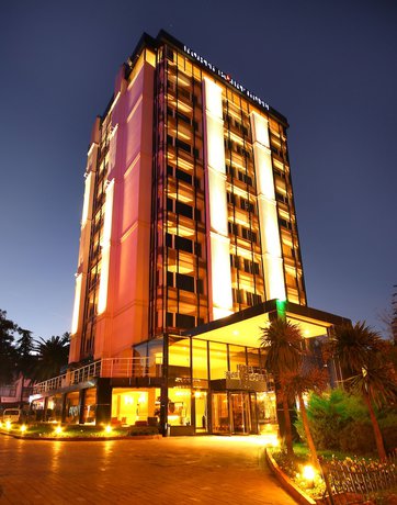Imagen general del North Point Hotel. Foto 1