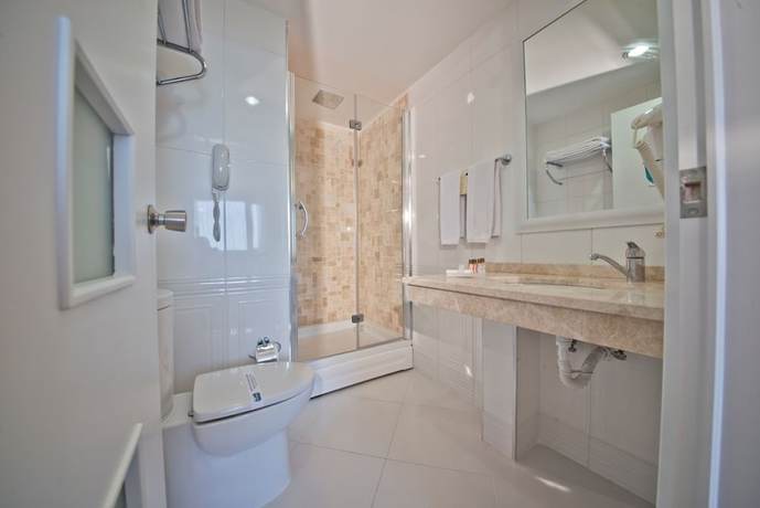 Imagen de la habitación del North Point Hotel. Foto 15