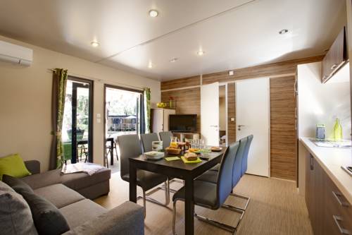 Imagen de la habitación del Nova Lodges. Foto 4