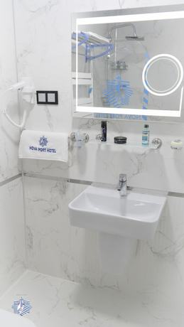 Imagen de la habitación del Nova Port Boutique Hotel. Foto 13