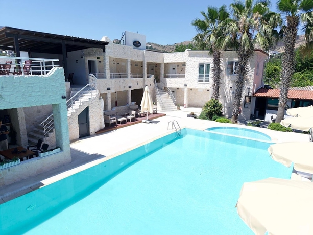 Imagen de la piscina del Nova Prime Hotels Bodrum. Foto 11