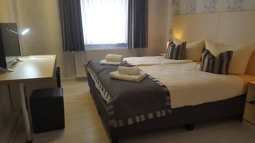 Imagen de la habitación del Novel Hotel. Foto 7