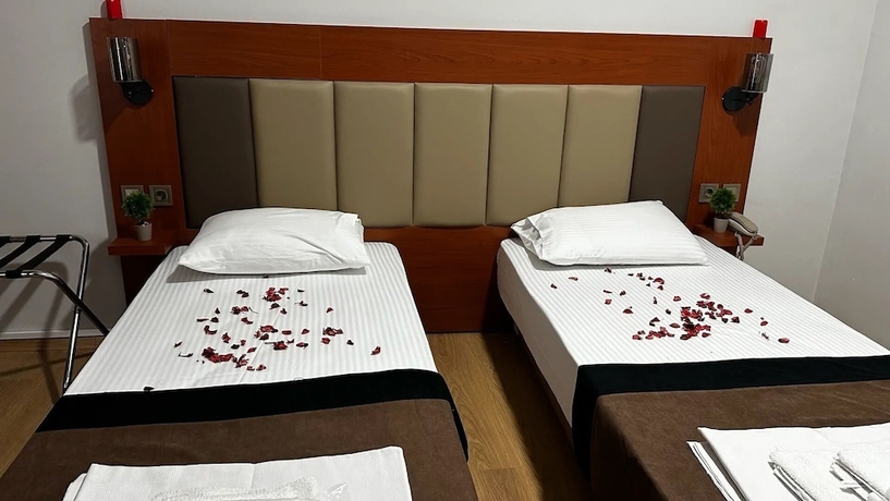 Imagen de la habitación del Novostar Otel. Foto 10