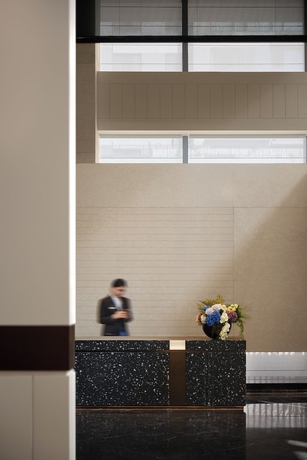Imagen de los interiores del Novotel Zibo New Hongcheng. Foto 16