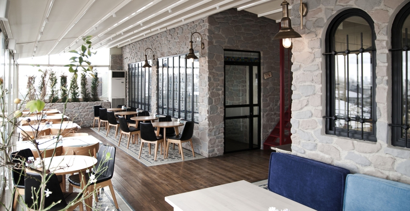 Imagen del bar/restaurante del Nowy Efendi Hotel - Special Class. Foto 2