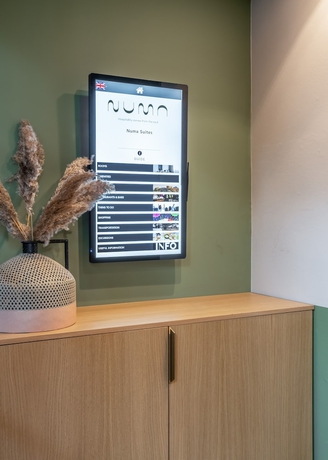 Imagen de los interiores del Num Suites and Lofts Athens. Foto 16