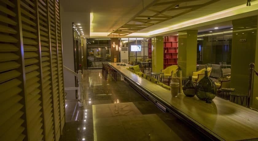 Imagen del bar/restaurante del Nun By Laren Hotels. Foto 9