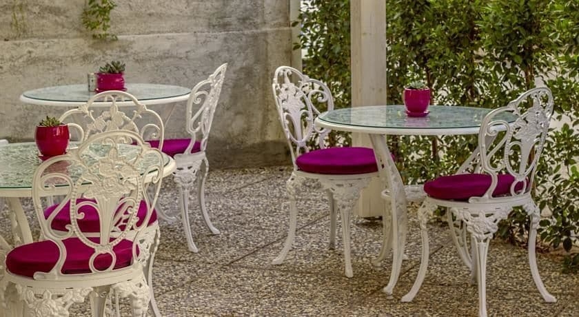 Imagen del bar/restaurante del Nun By Laren Hotels. Foto 11