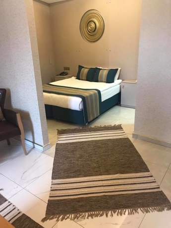 Imagen de la habitación del Nun Otel. Foto 4
