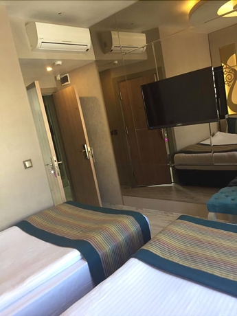 Imagen de la habitación del Nun Otel. Foto 11
