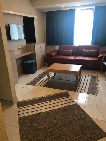Imagen de la habitación del Nun Otel. Foto 18