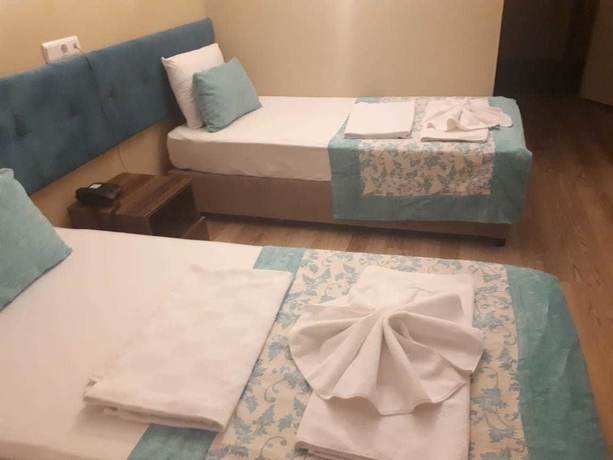Imagen de la habitación del Nuova Beach Hotel. Foto 2