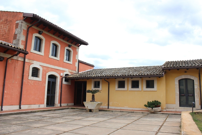 Imagen general del Nuovo Castello Crisilio. Foto 3