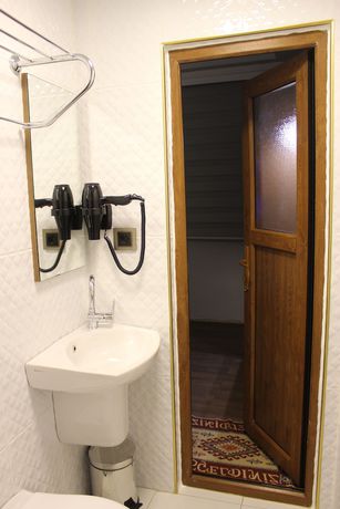 Imagen de la habitación del Nur Hotel, Trabzon. Foto 17
