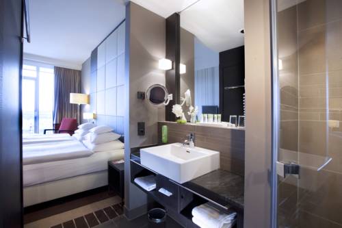 Imagen de la habitación del Nurburgring Congress Hotel. Foto 7