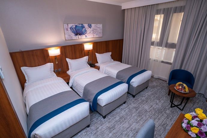 Imagen de la habitación del Nusk Al Hijrah Hotel. Foto 6