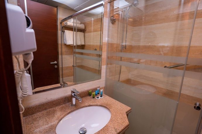 Imagen de la habitación del Nusk Al Hijrah Hotel. Foto 15