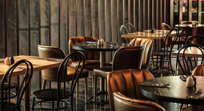 Imagen del bar/restaurante del Nyx Tel Aviv. Foto 3