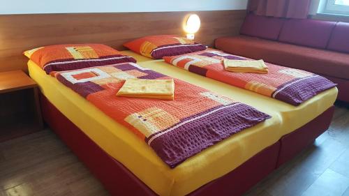 Imagen de la habitación del OEKOTEL Korneuburg. Foto 20