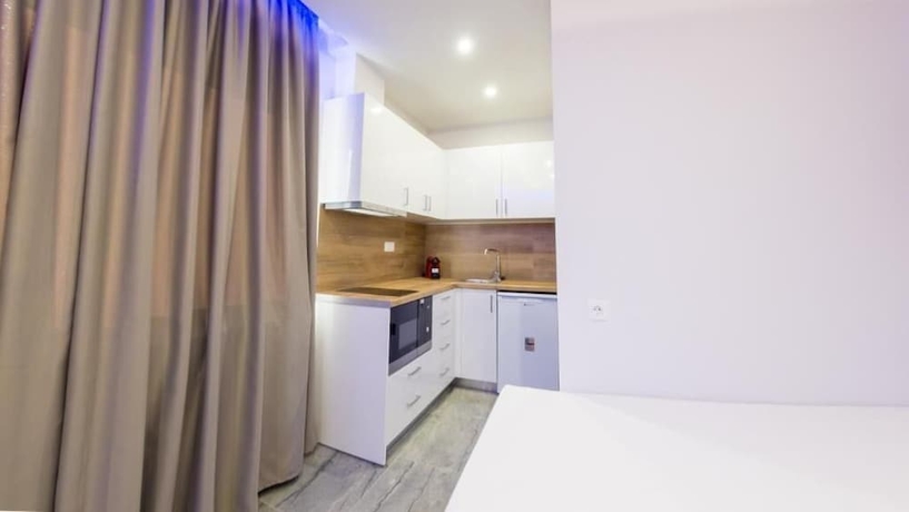 Imagen de la habitación del OLYMPIADA GIRNI Suites. Foto 13