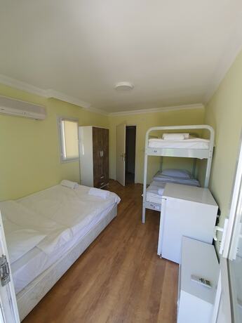 Imagen general del ORANGE BEACH CAMP KARAVAN CLUB. Foto 4