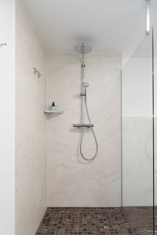 Imagen de la habitación del OSCARS Hotel 1415. Foto 17
