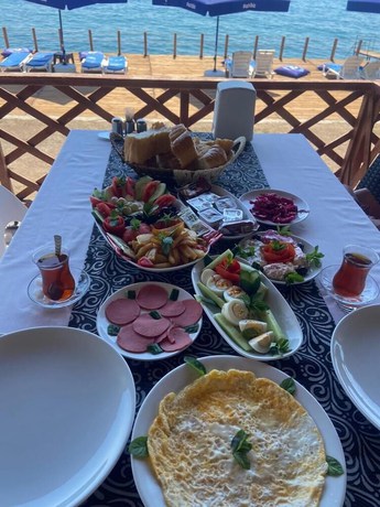 Imagen del bar/restaurante del OTEL CAN. Foto 3