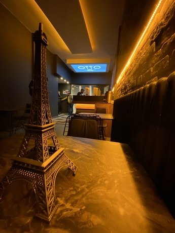Imagen de los interiores del OTTO City Premium Suites. Foto 14